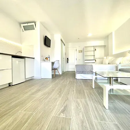 Estudio Estandar, Wifi, A La 4 Minutos A Pie De La Playa En Puerto De La Cruz アパート